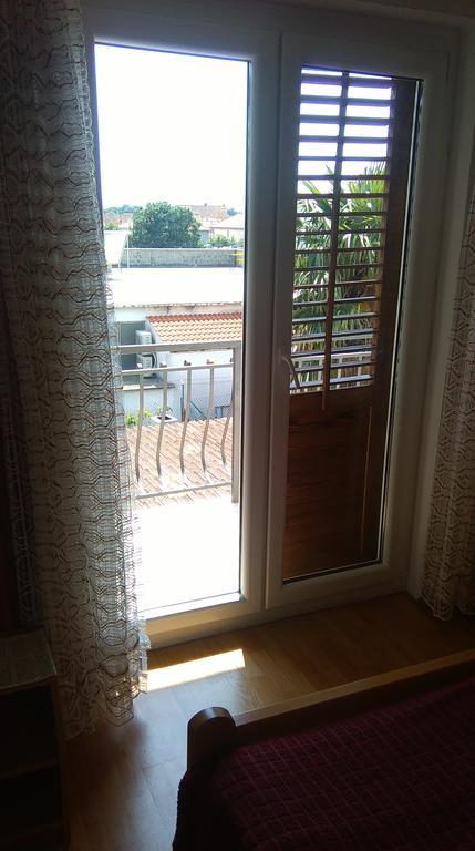 Apartments Angela Биоград на Мору Екстериор снимка
