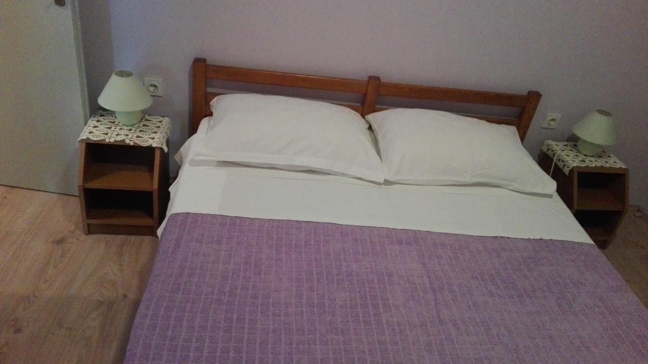 Apartments Angela Биоград на Мору Екстериор снимка
