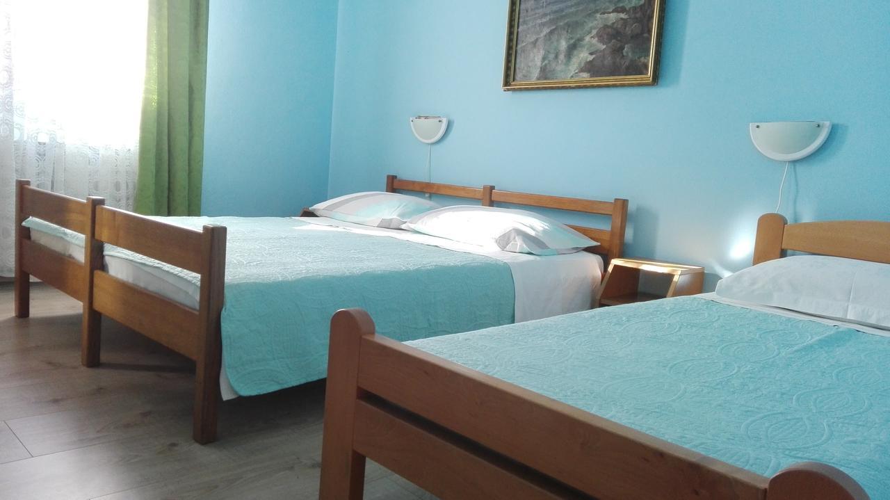 Apartments Angela Биоград на Мору Екстериор снимка
